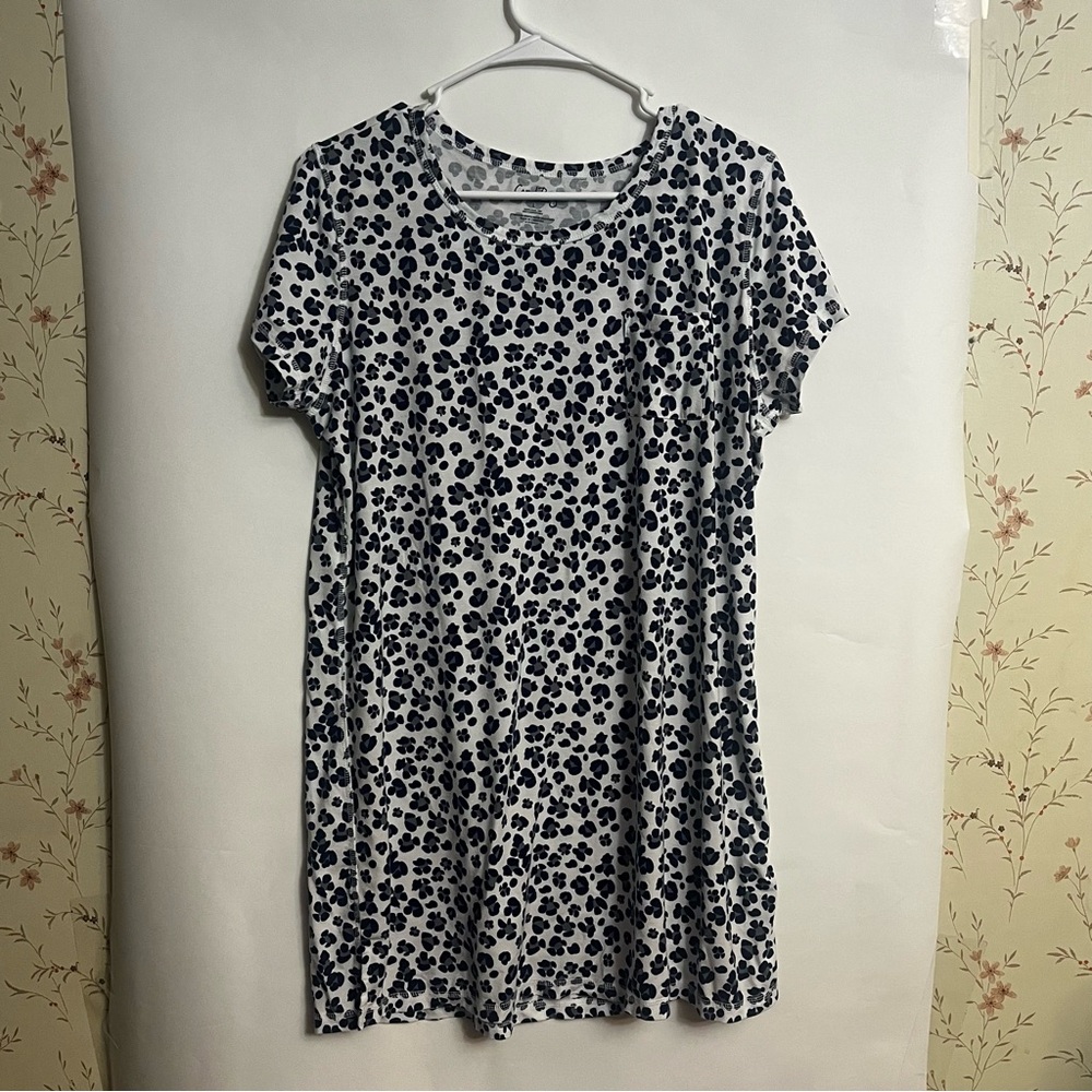 Coral Bay Black and White Leopard Print Nightshirt